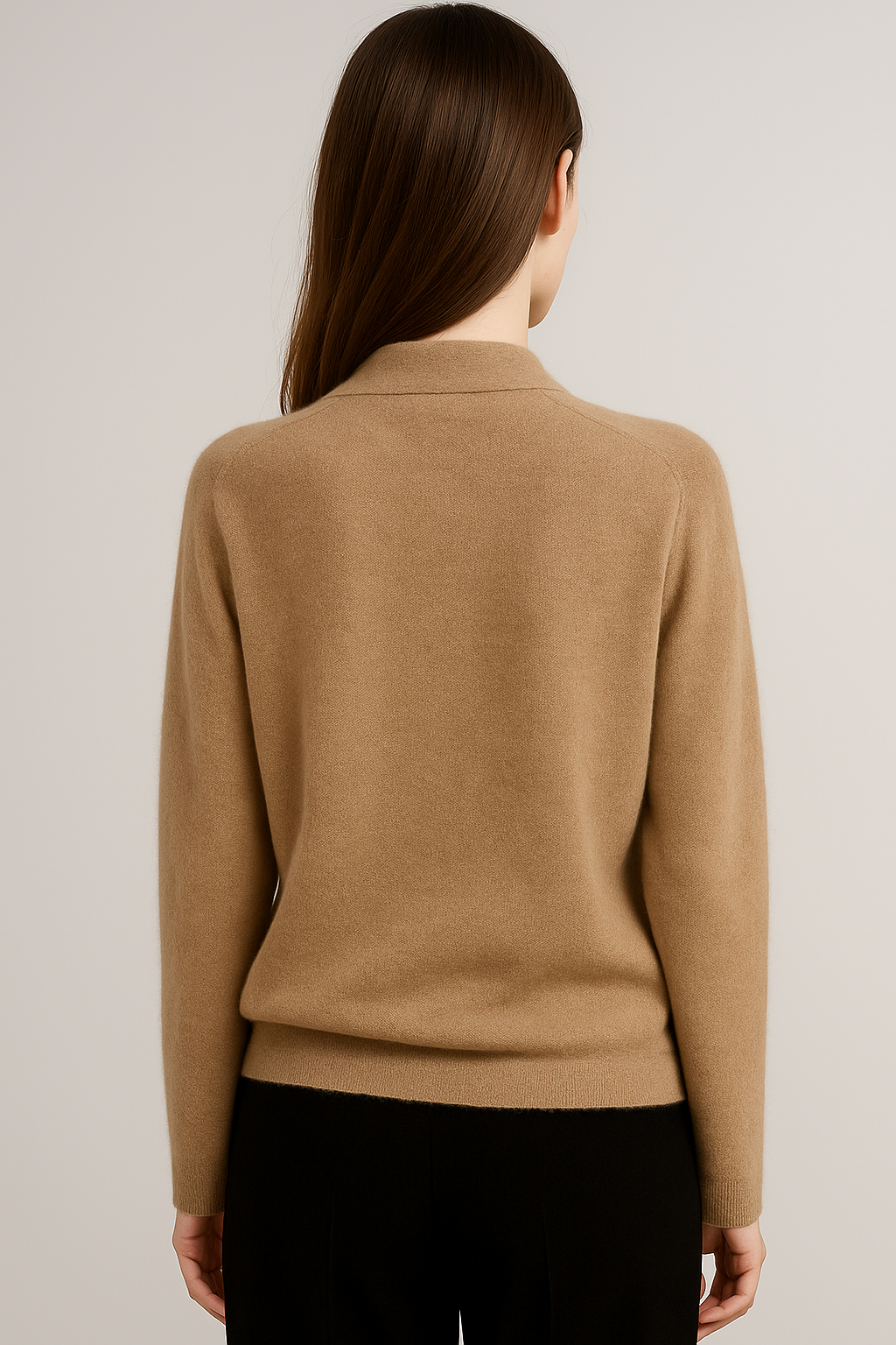 Gebreide damestrui met overslag en V-hals in camel